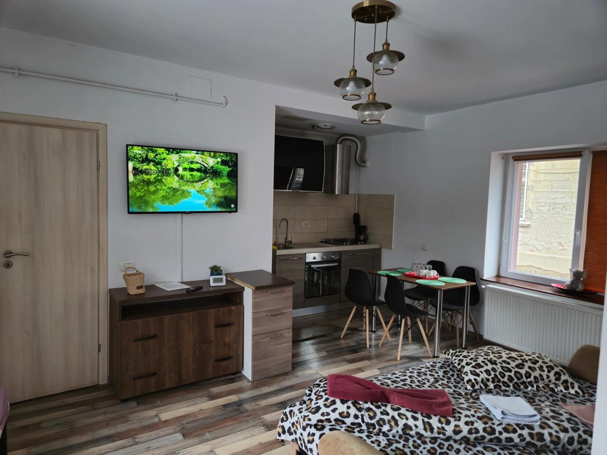Apartamente De Inchiriat Lucky House Braşov Kamer foto